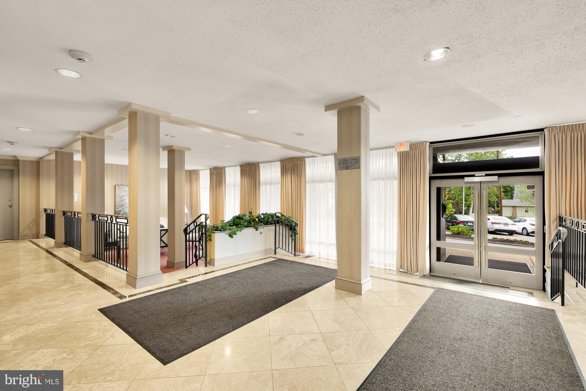 4390 LORCOM LANE 510