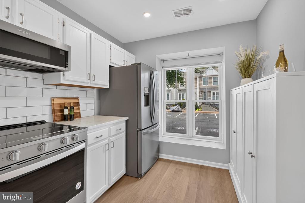 3812 9TH ROAD S Unit: 3812