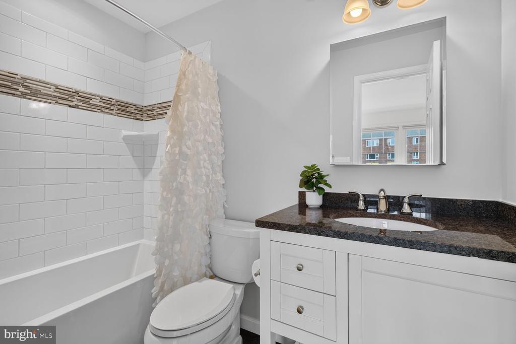 3812 9TH ROAD S Unit: 3812