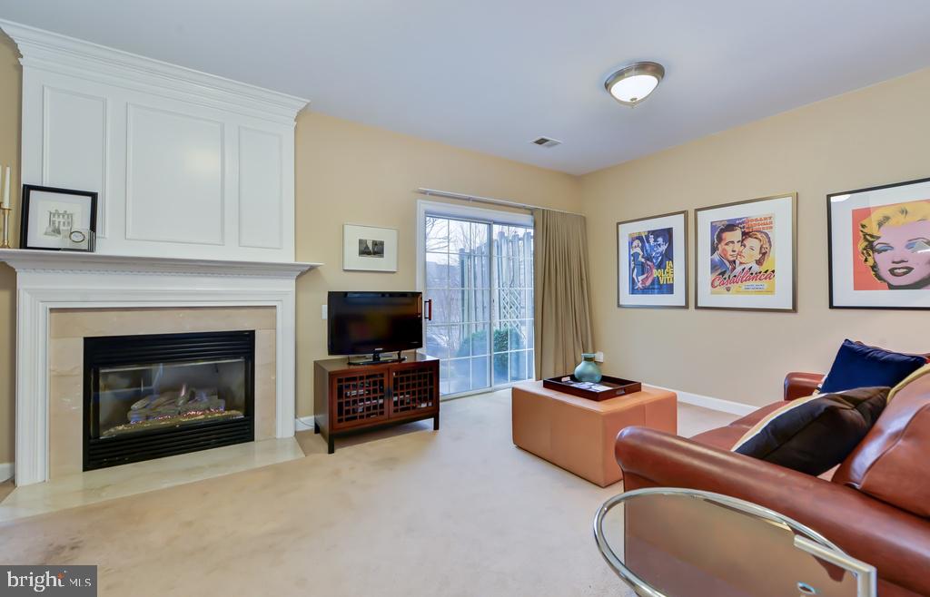 4653 Kinsey Ln