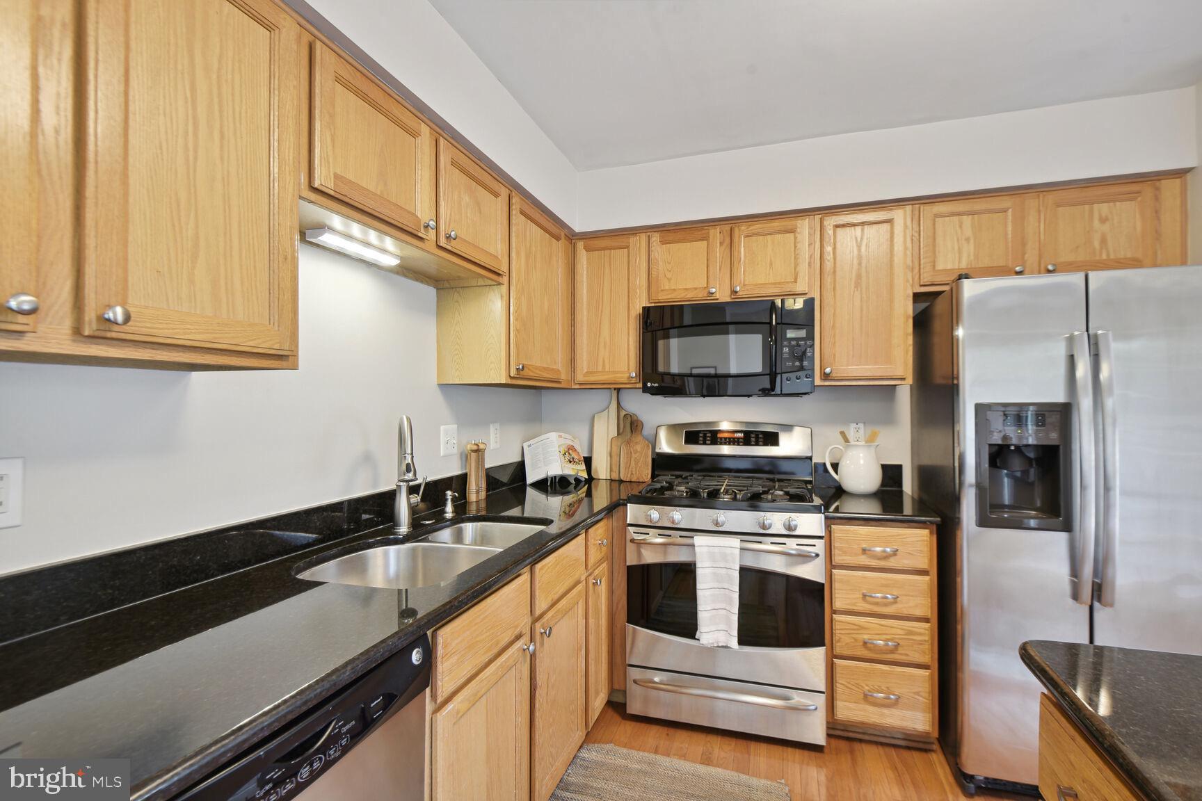 159 Ingle Pl
