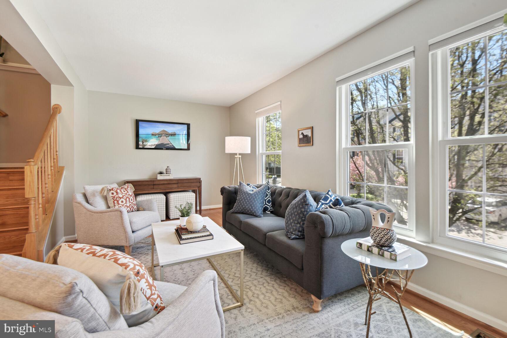159 Ingle Pl