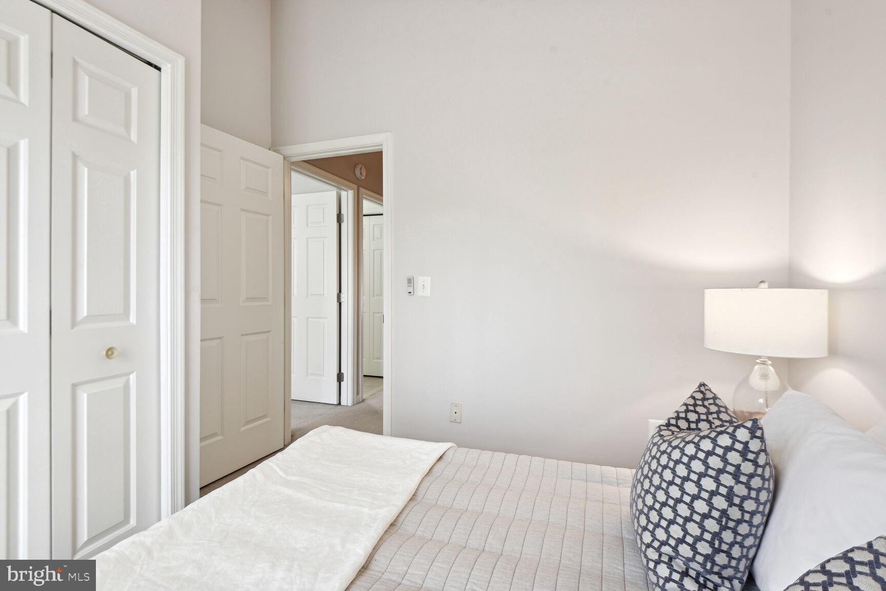 159 Ingle Pl