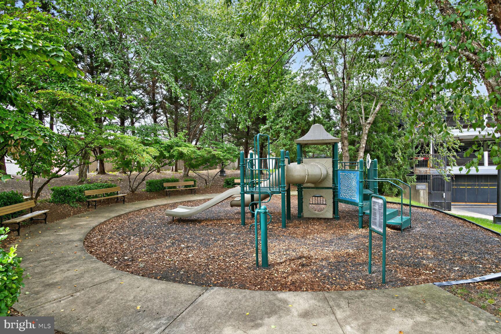 4862 EISENHOWER AVENUE 460