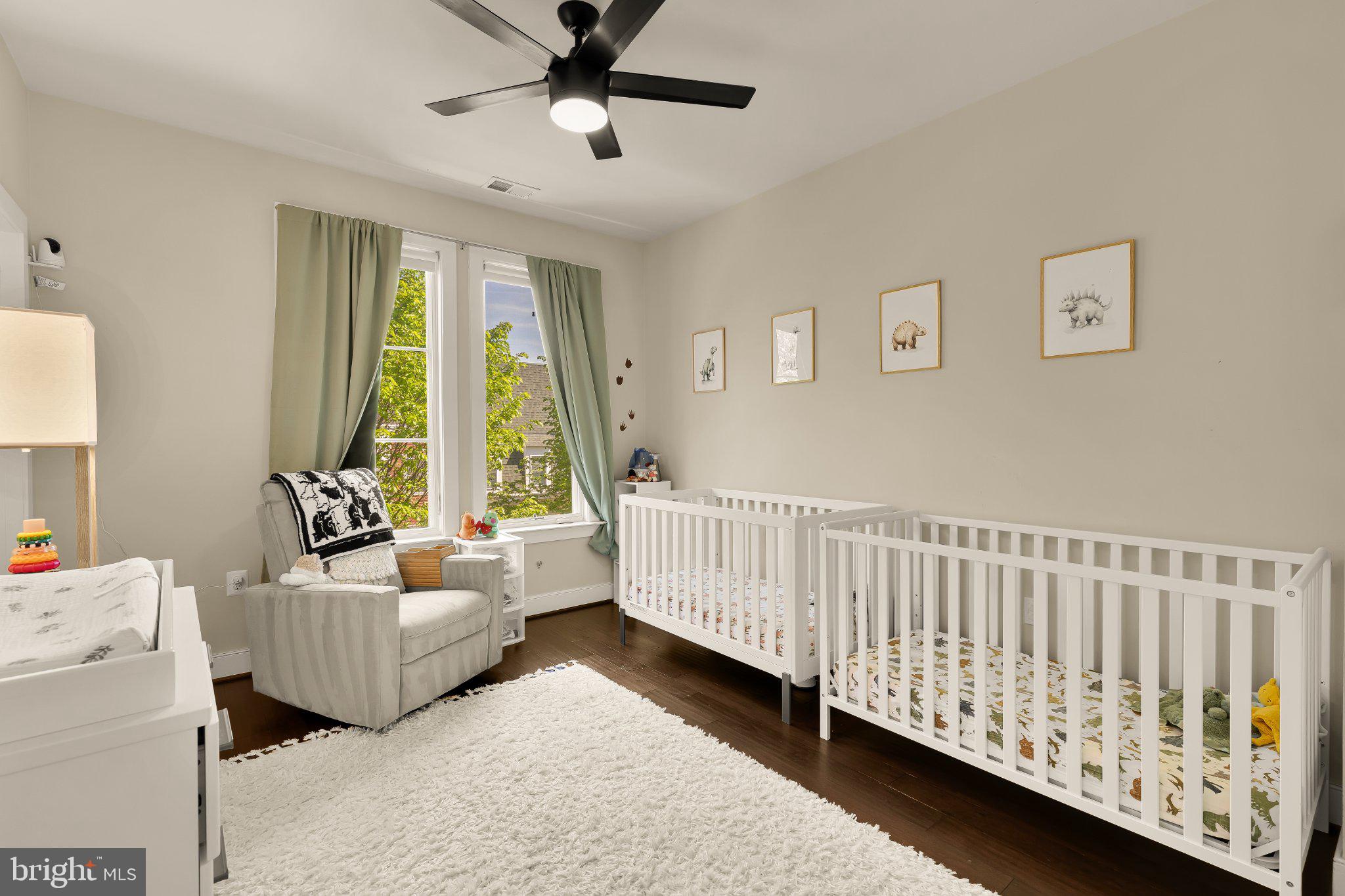 1426 VAN VALKENBURGH LANE