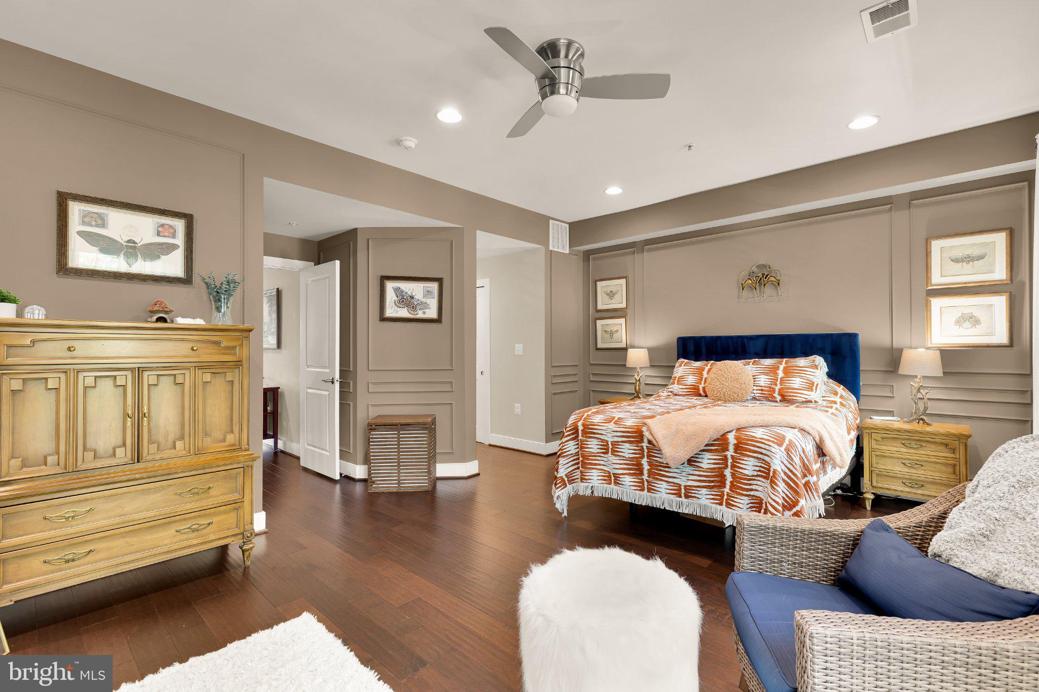 1426 VAN VALKENBURGH LANE