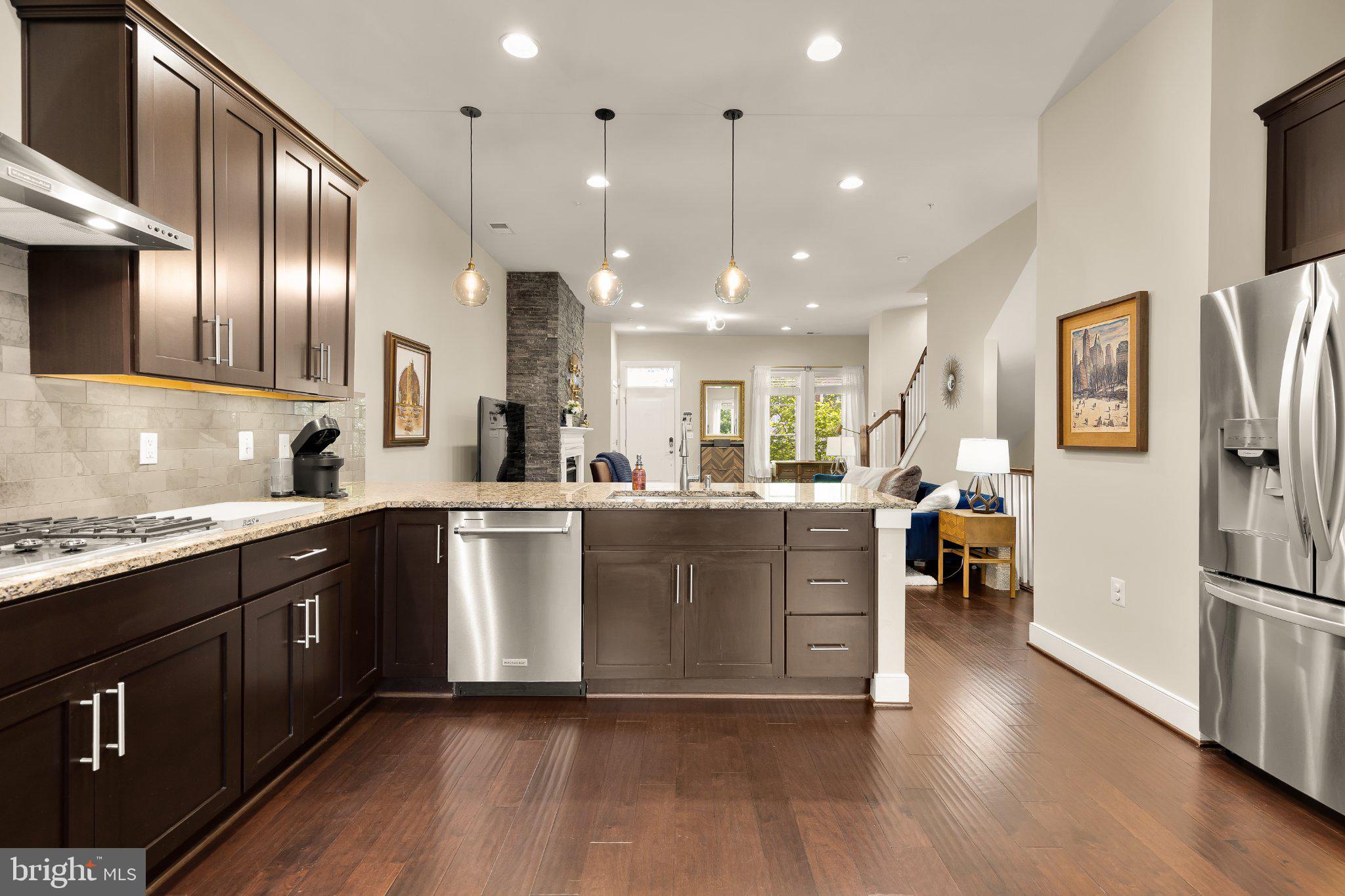 1426 VAN VALKENBURGH LANE