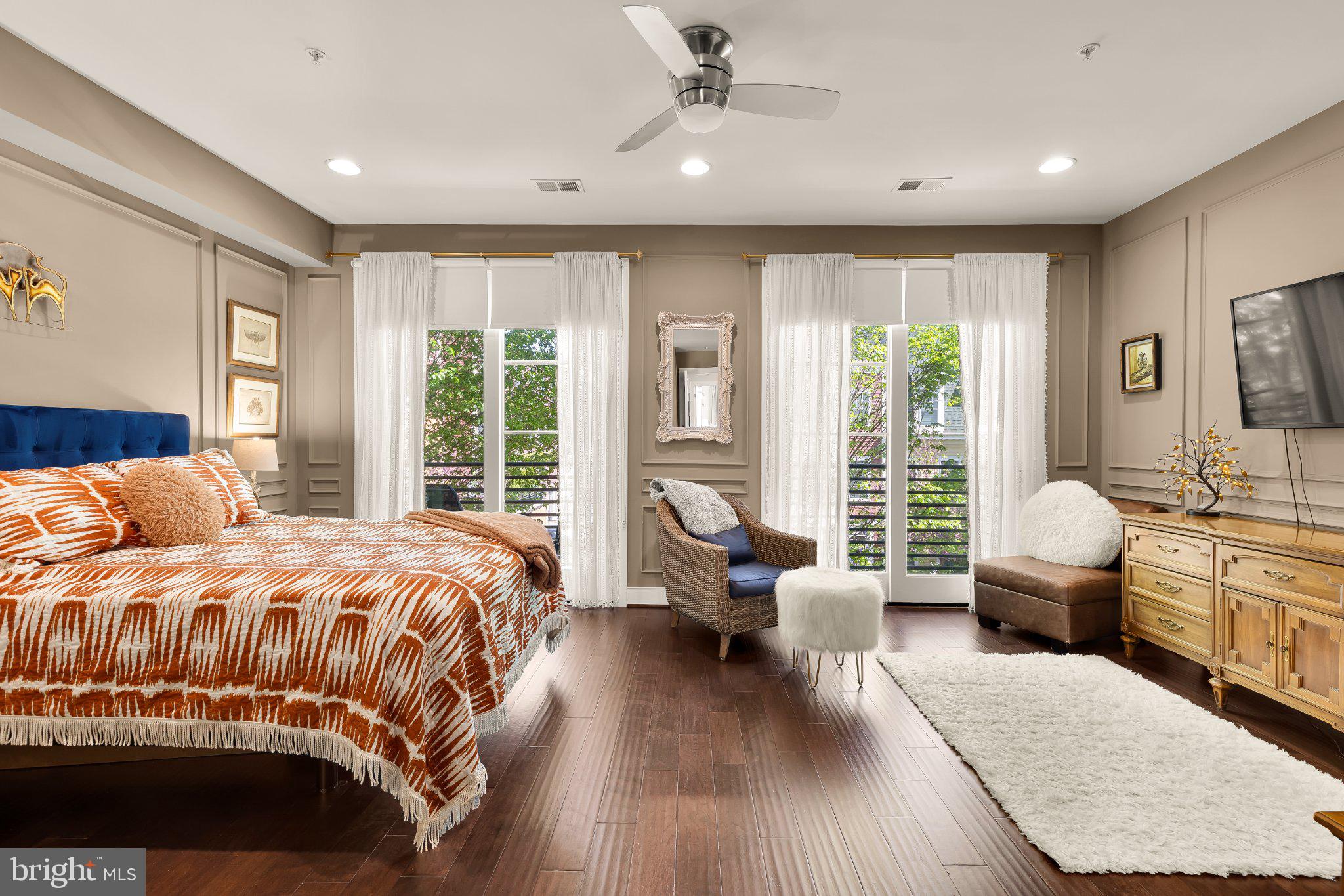 1426 VAN VALKENBURGH LANE