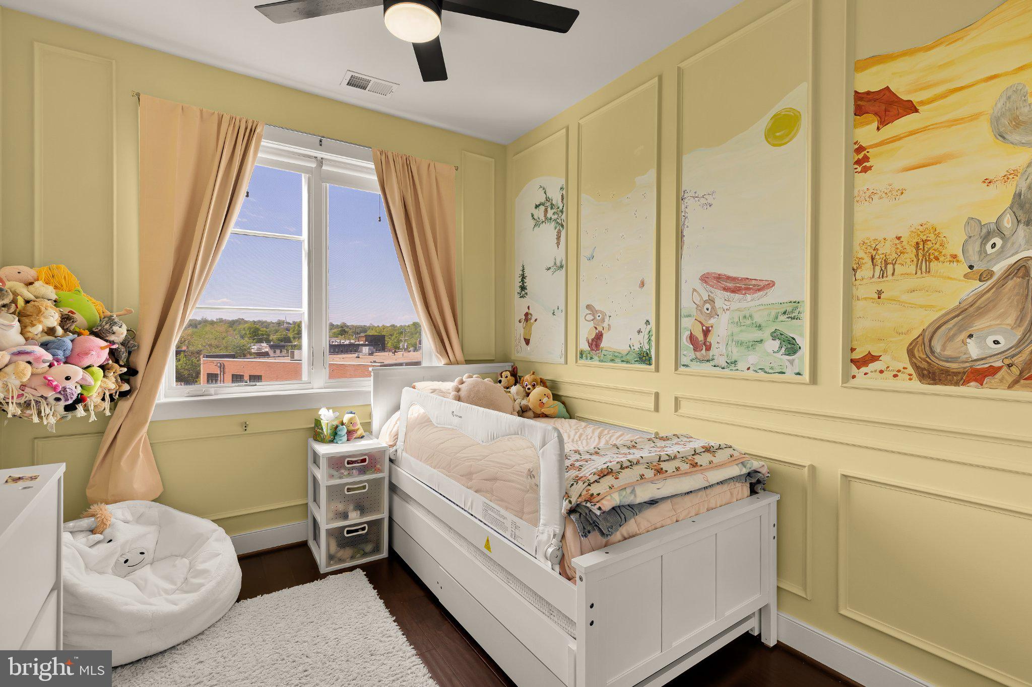 1426 VAN VALKENBURGH LANE