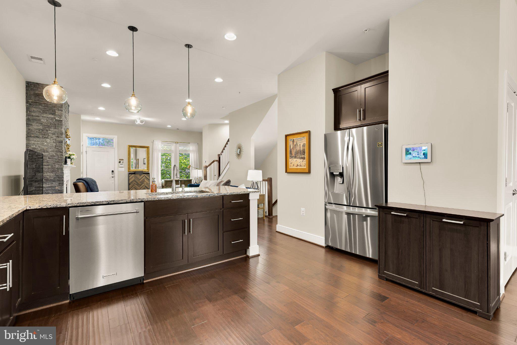 1426 VAN VALKENBURGH LANE