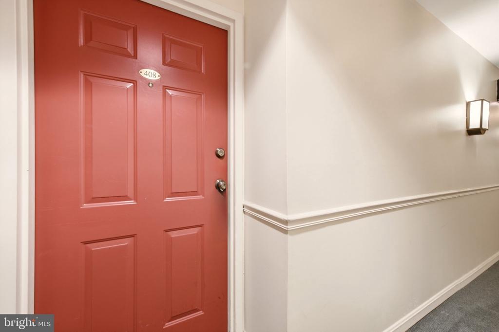 545 E BRADDOCK ROAD Unit: 408
