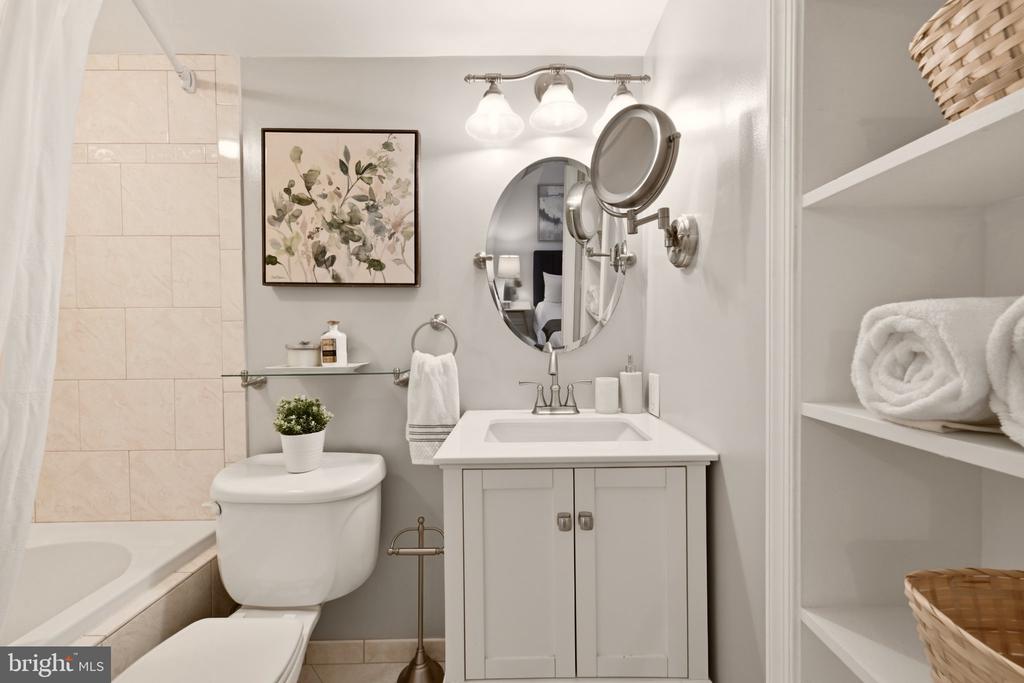 545 E BRADDOCK ROAD Unit: 408