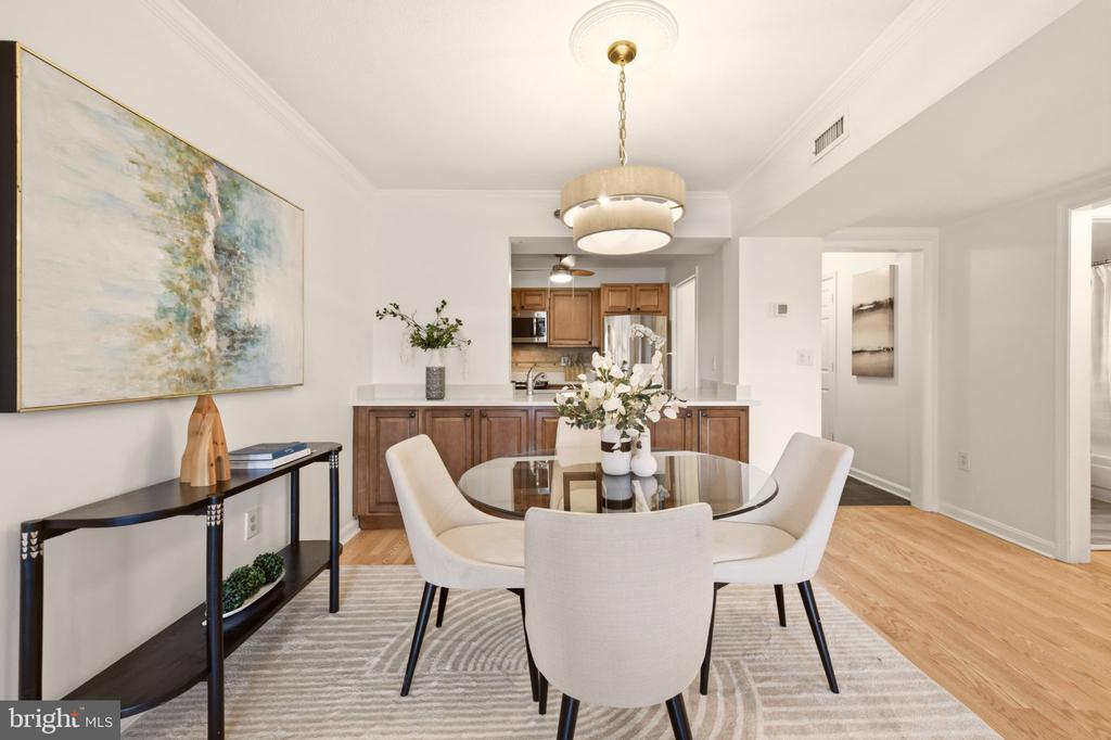 545 E BRADDOCK ROAD Unit: 408