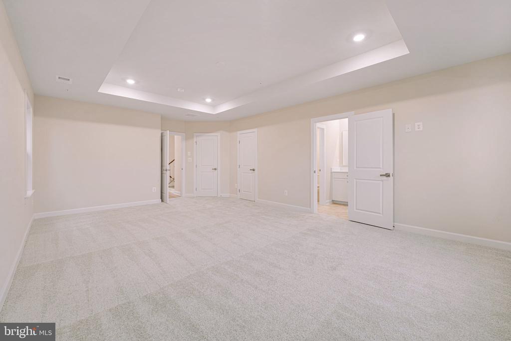 3818 Tussica Way