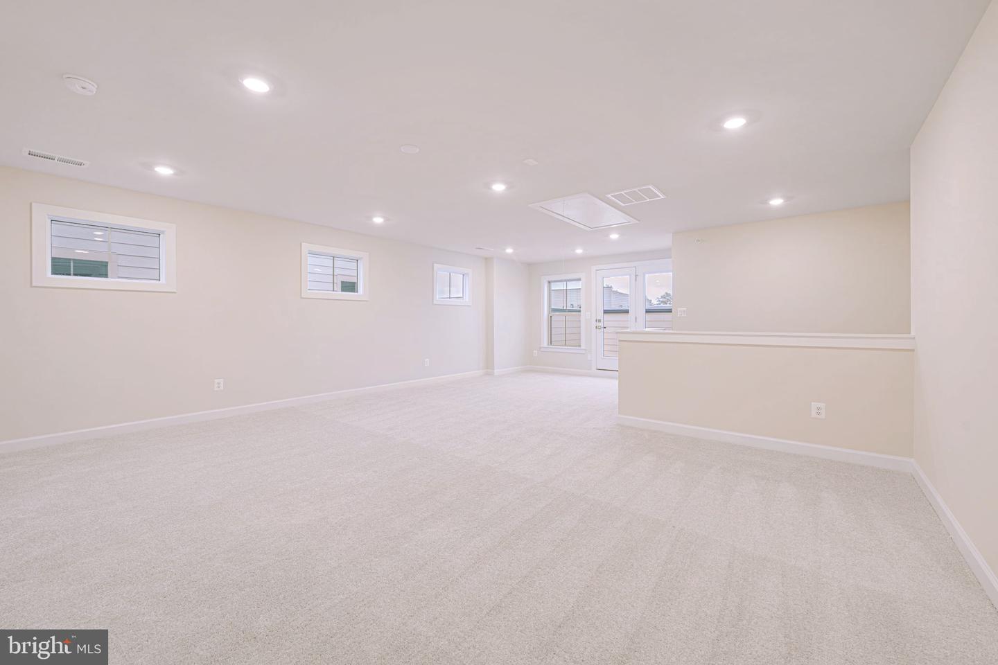 3818 Tussica Way