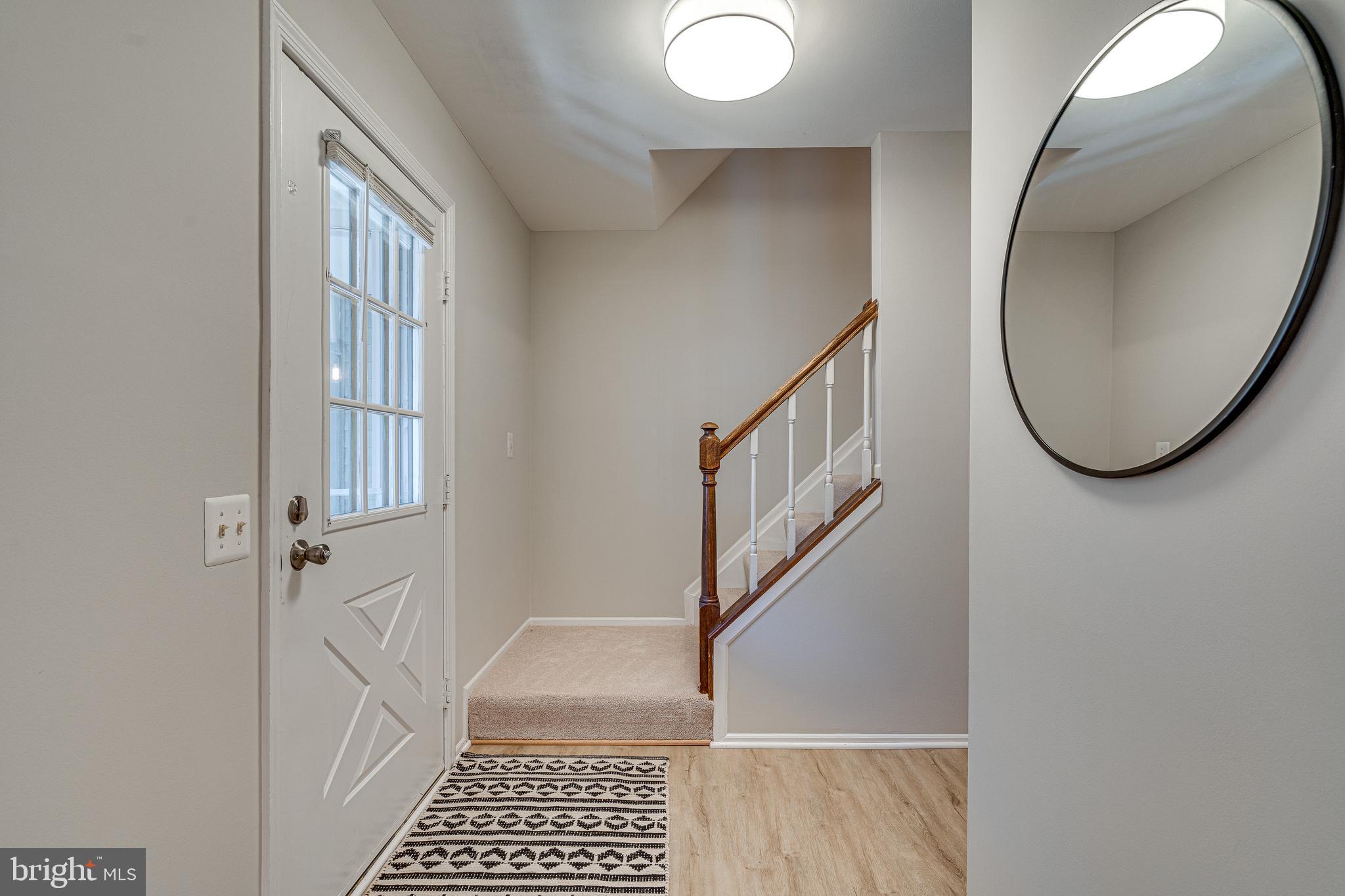 10182 Sassafras Woods Ct