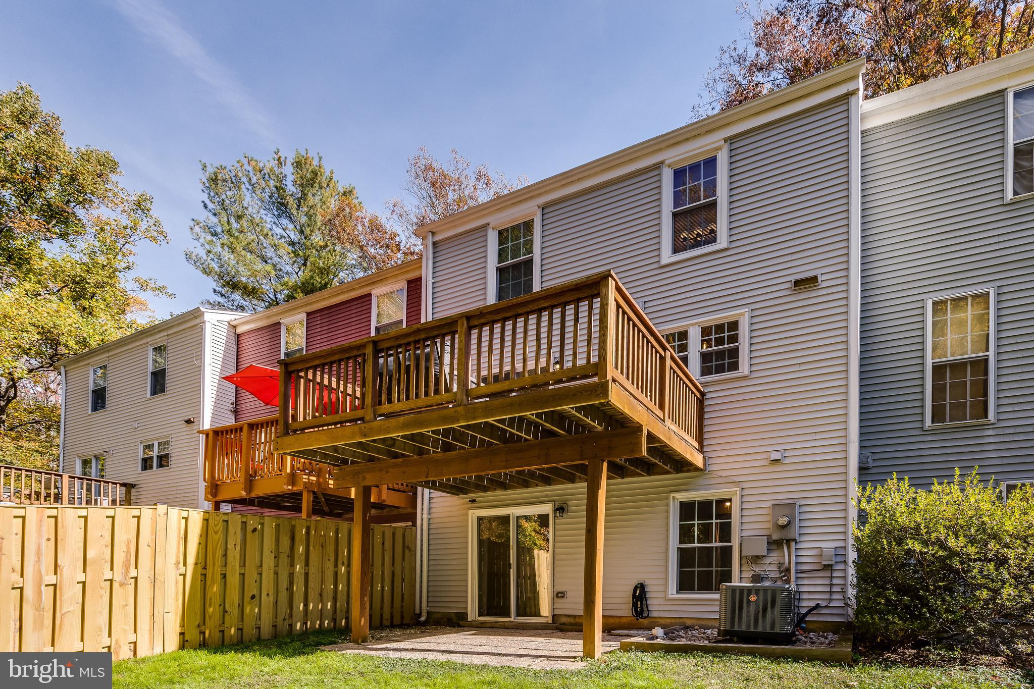 10182 Sassafras Woods Ct