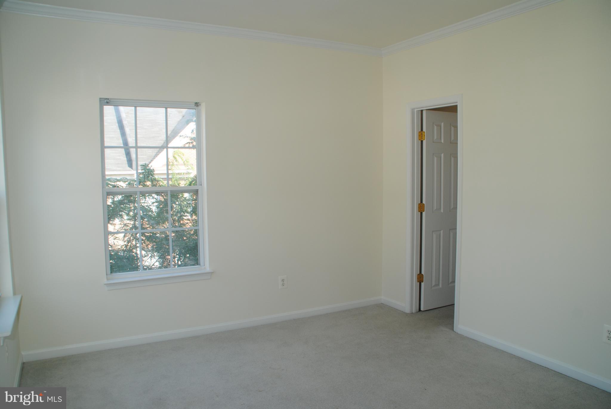 2664 Manhattan Pl #304