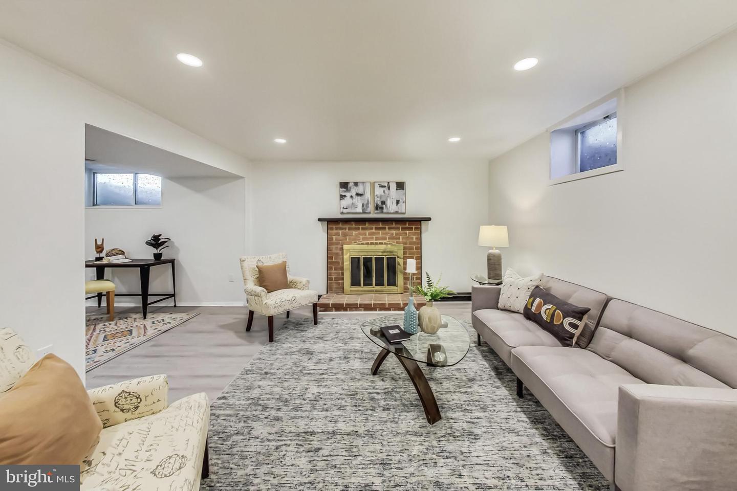 709 Campbell Way