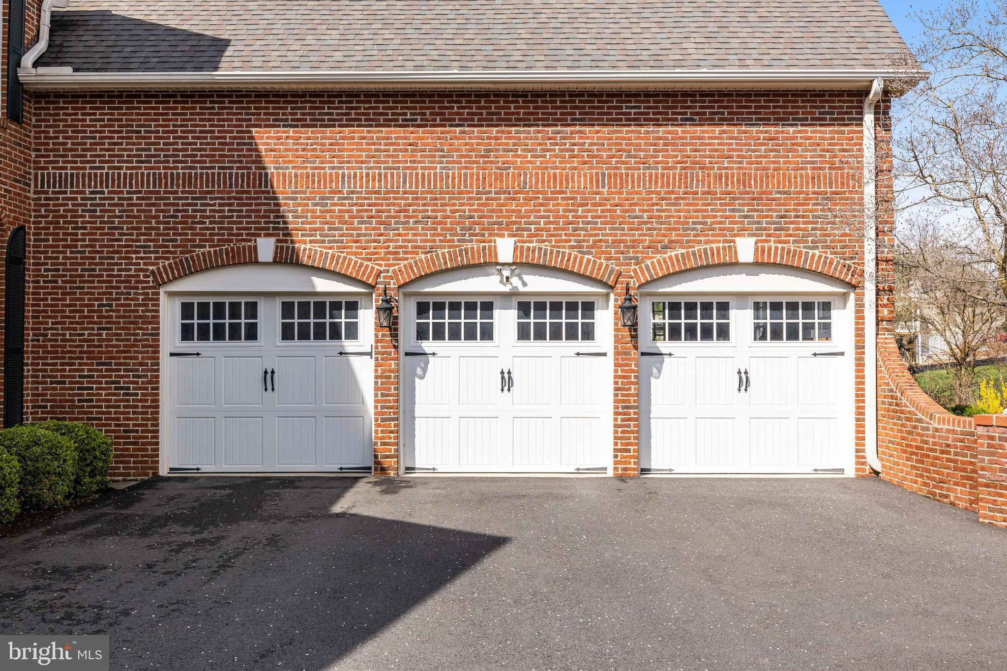 10249 Brittenford Dr