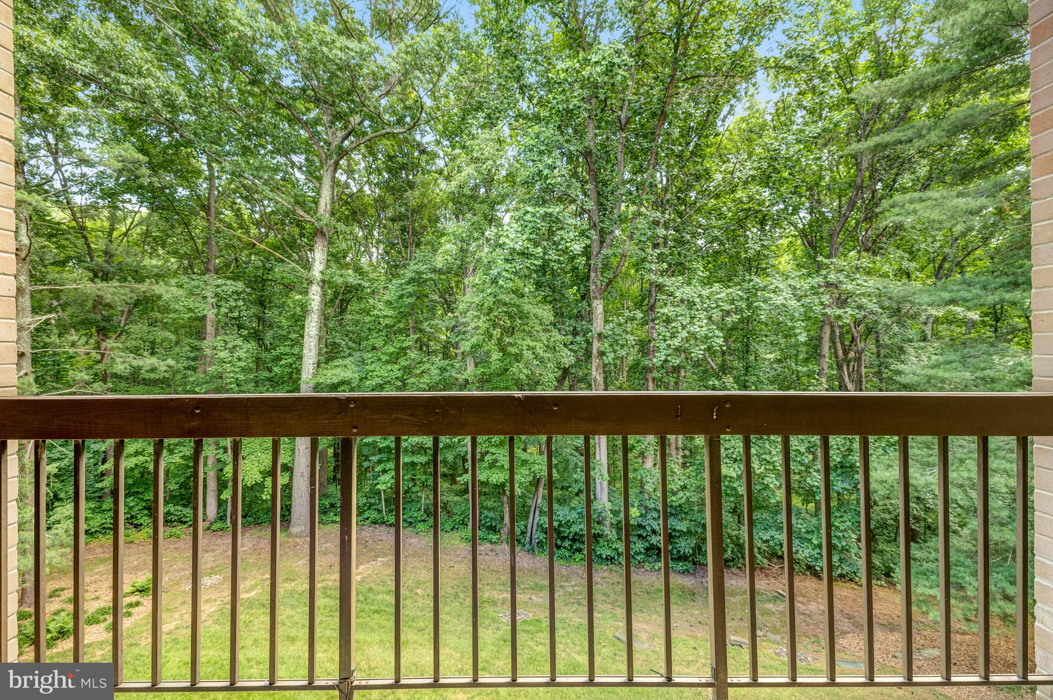 1669 Parkcrest #300