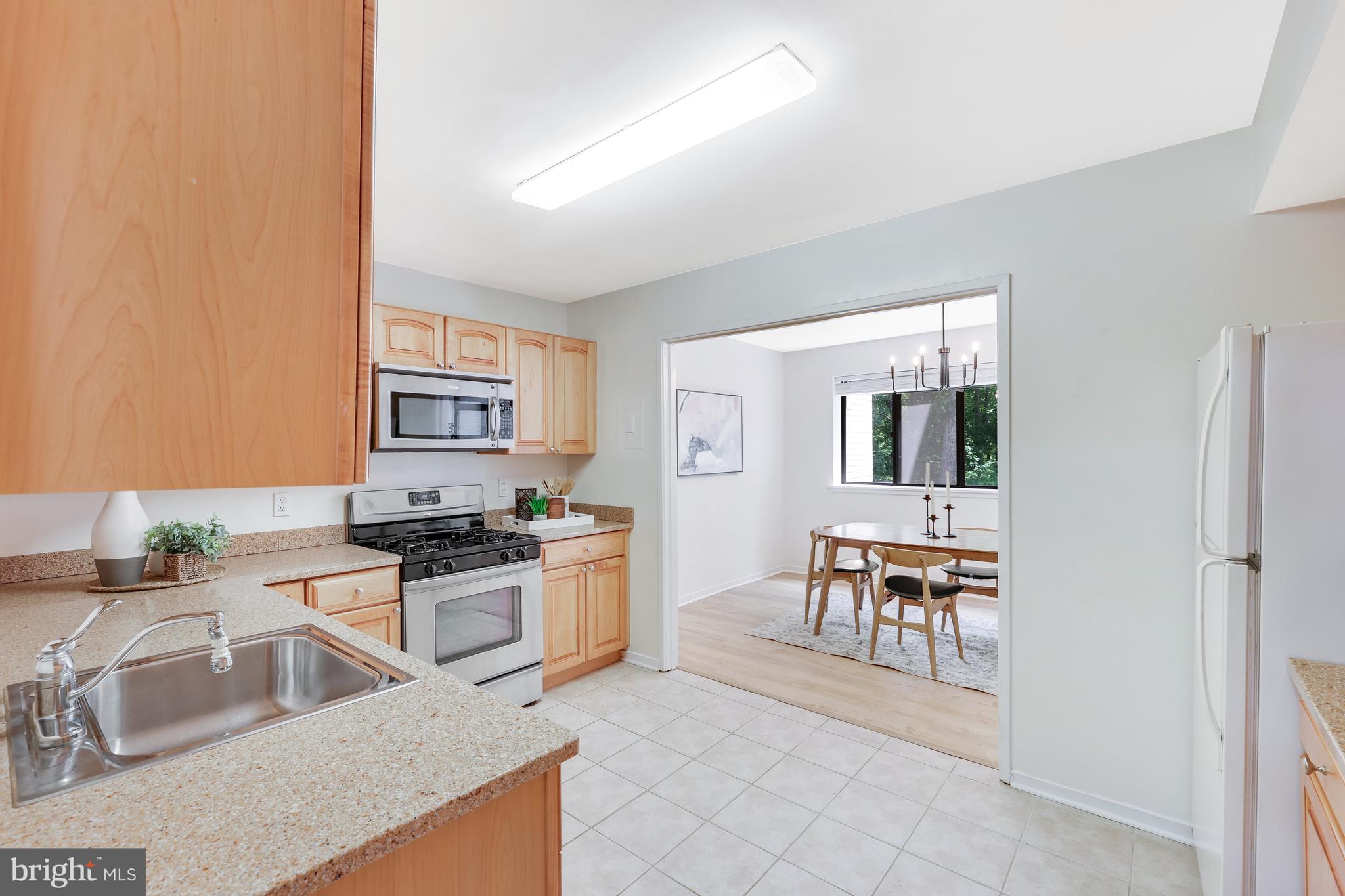 1669 Parkcrest #300