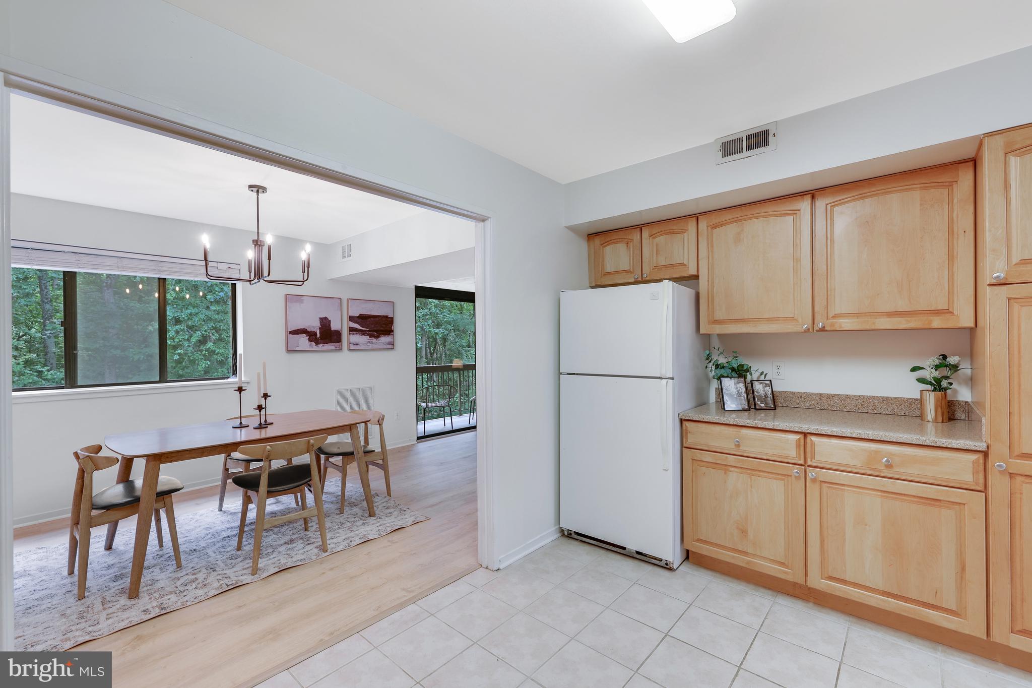 1669 Parkcrest #300