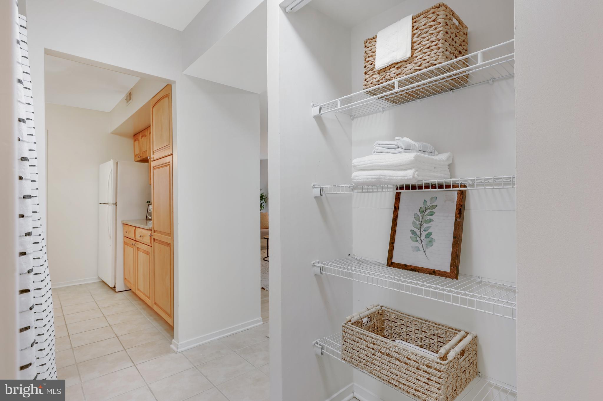 1669 Parkcrest #300