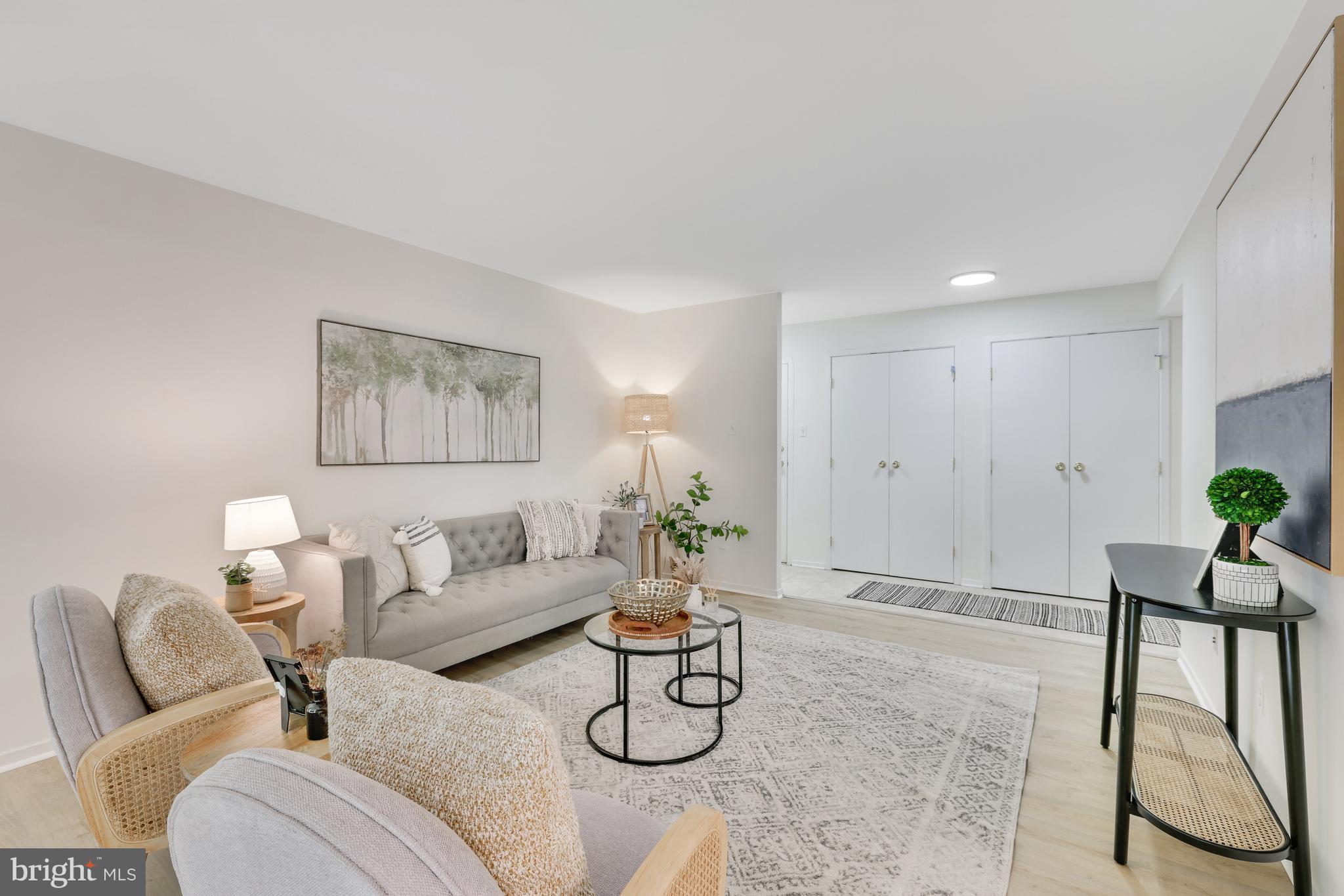 1669 Parkcrest #300
