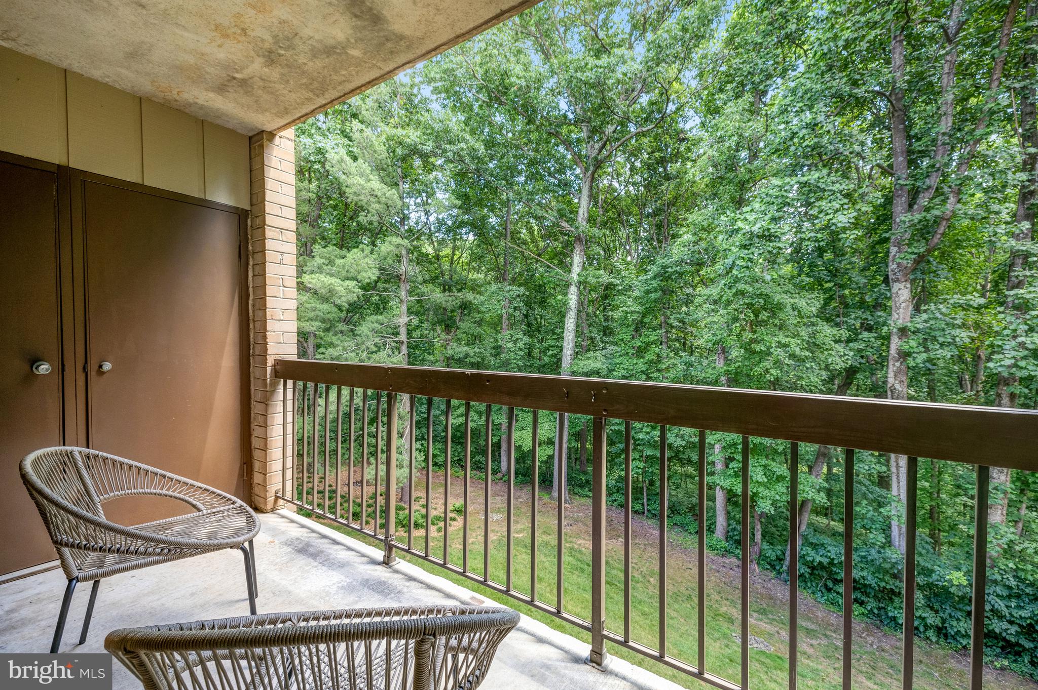 1669 Parkcrest #300