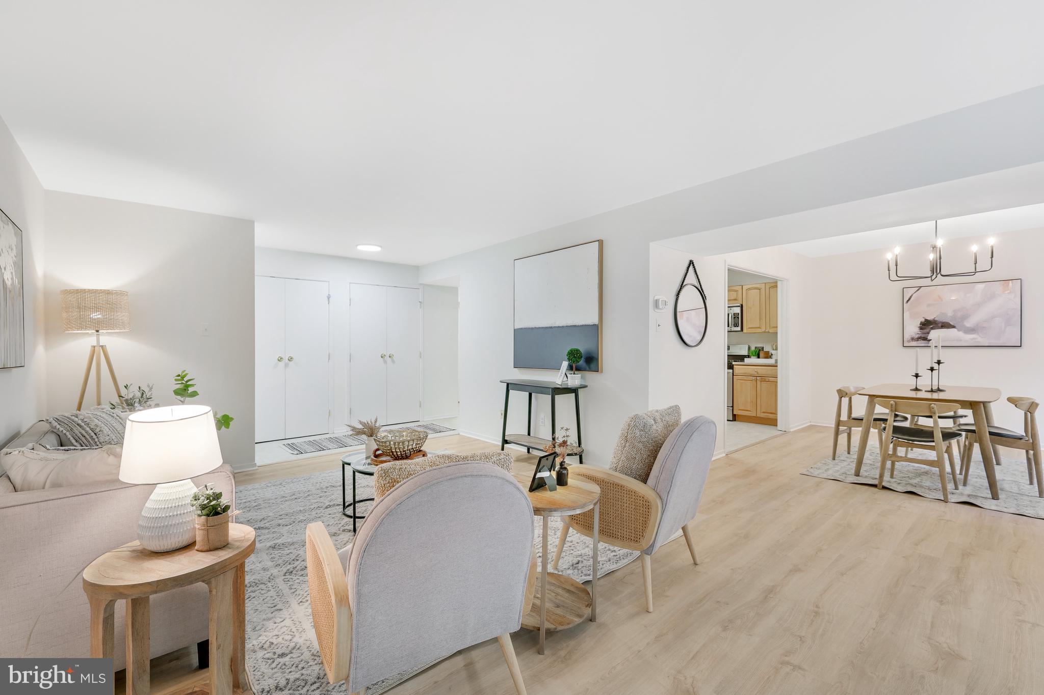 1669 Parkcrest #300