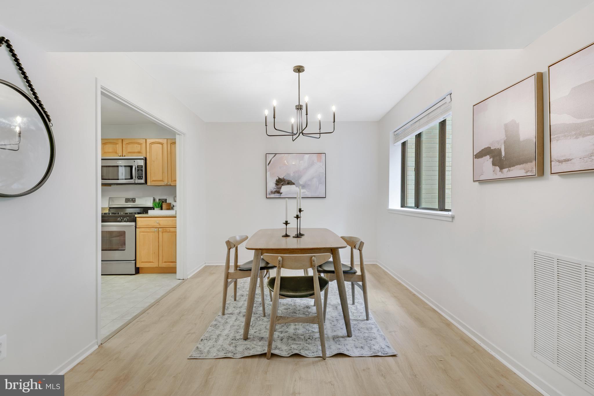 1669 Parkcrest #300
