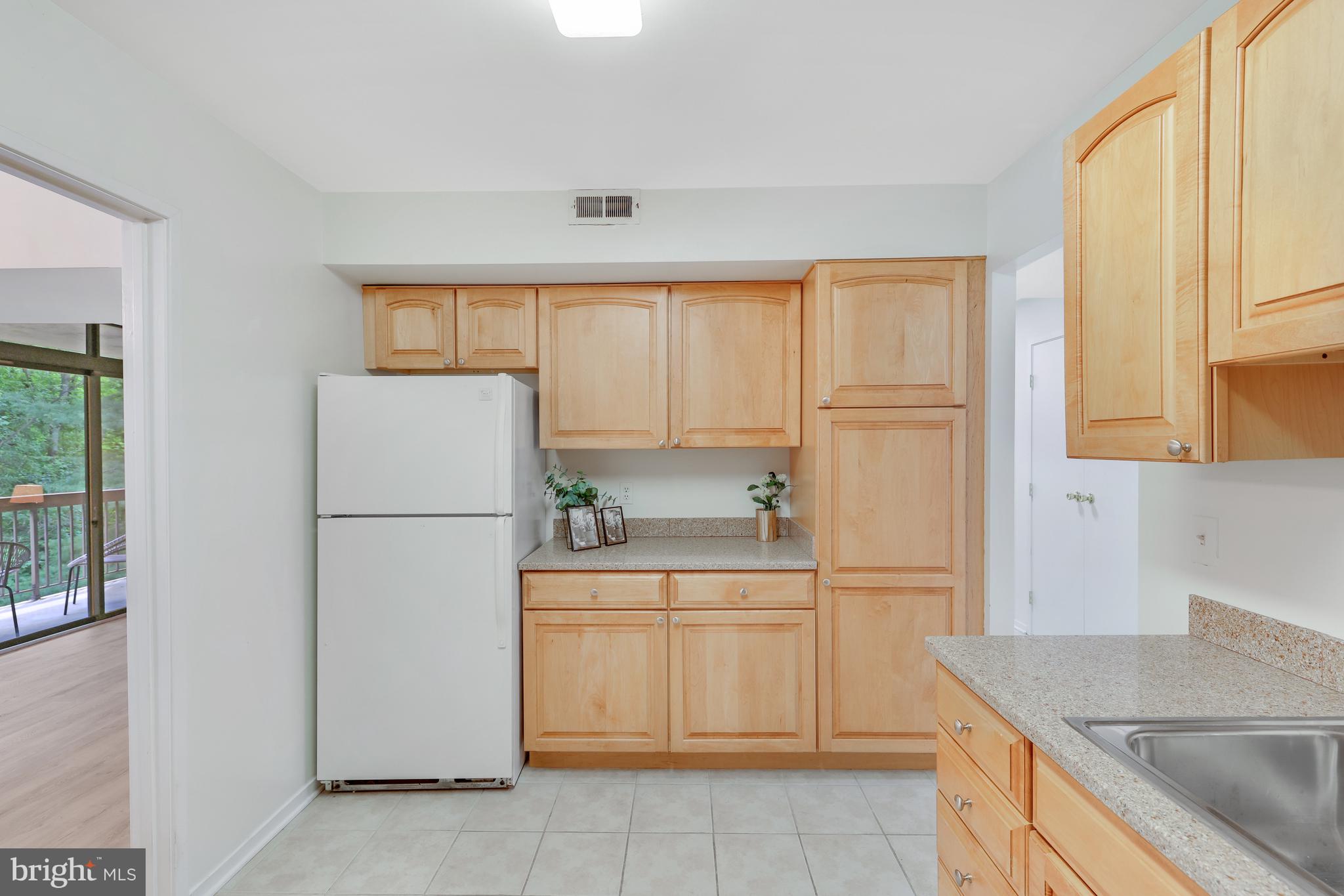 1669 Parkcrest #300