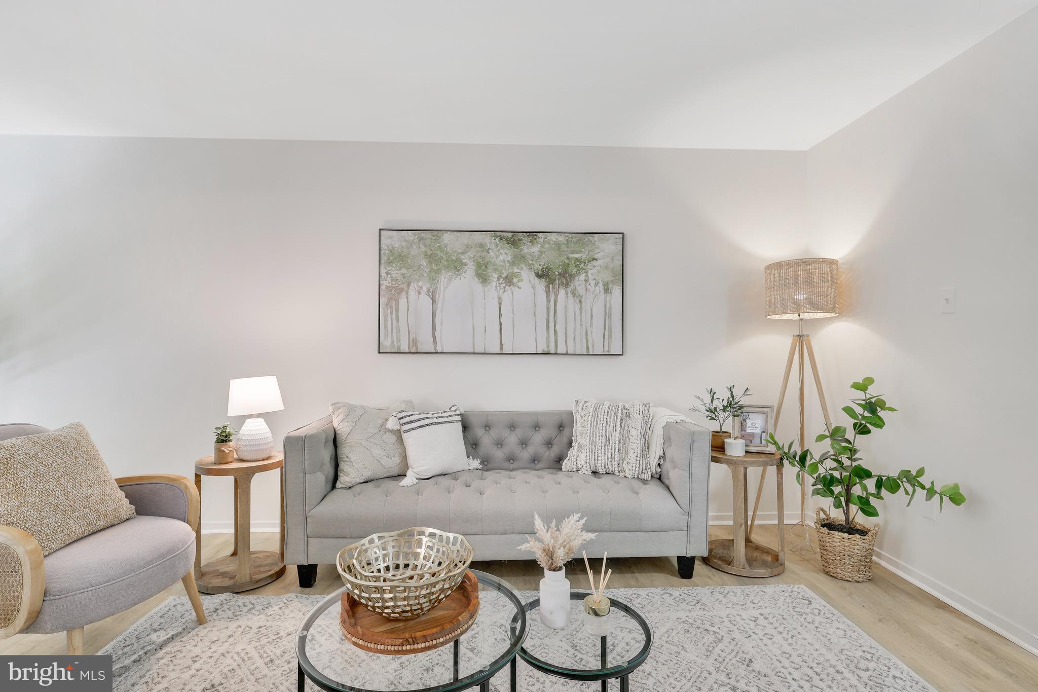1669 Parkcrest #300