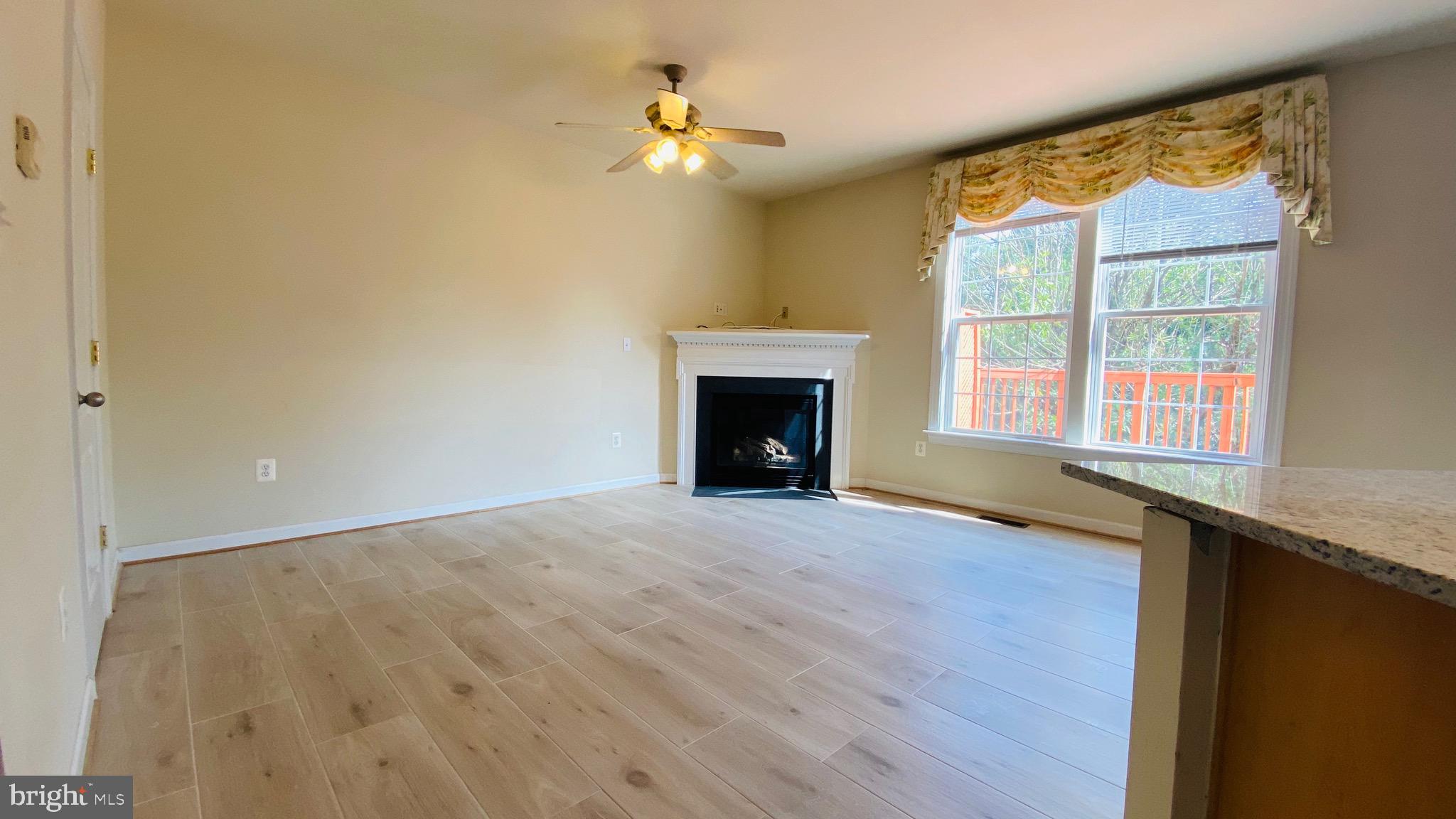 8853 MODANO PL