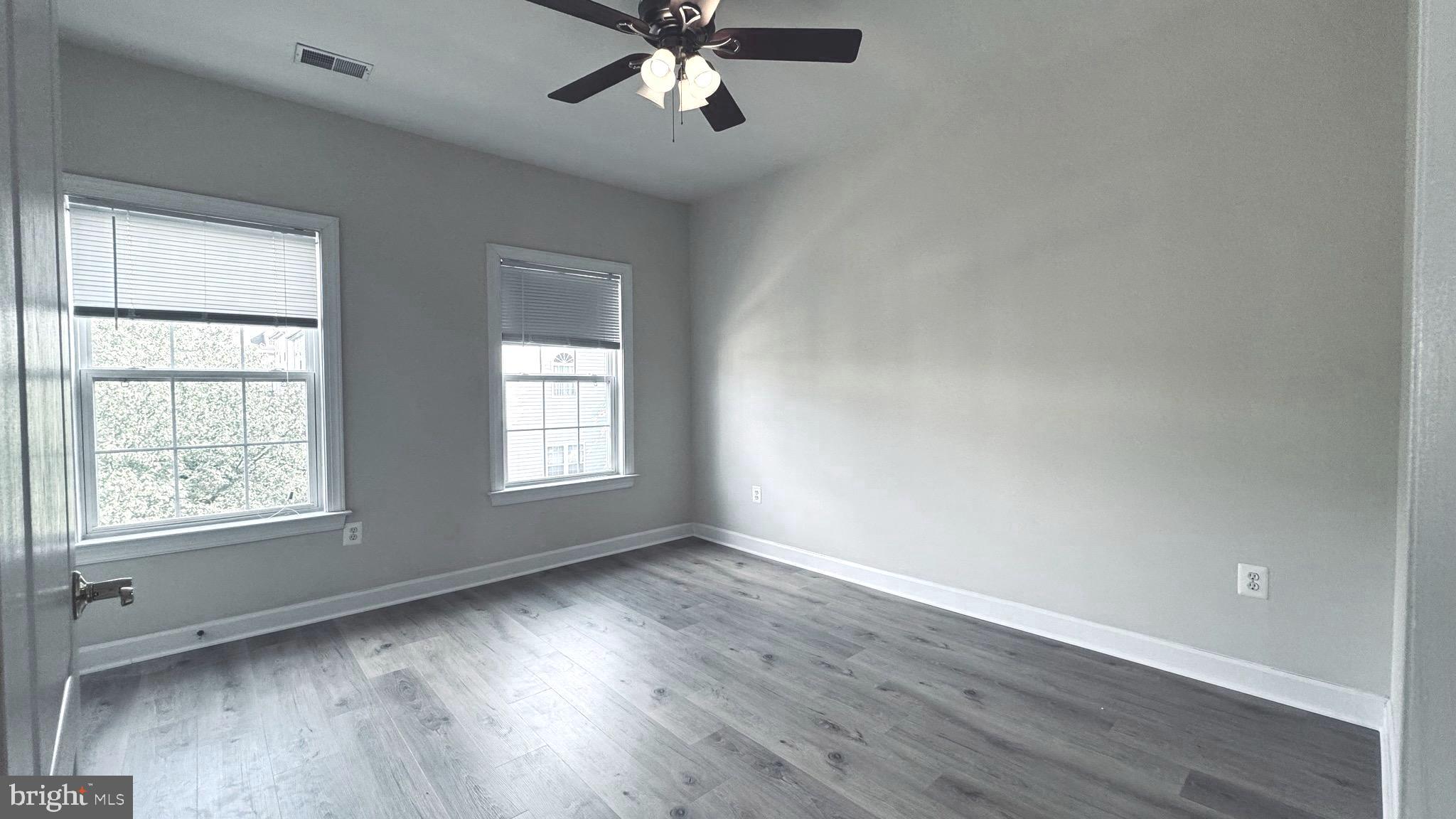 8853 MODANO PL