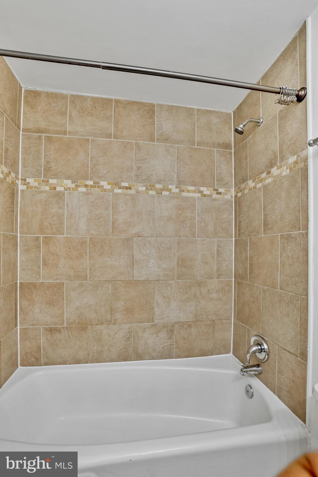 11170 Forest Edge Dr