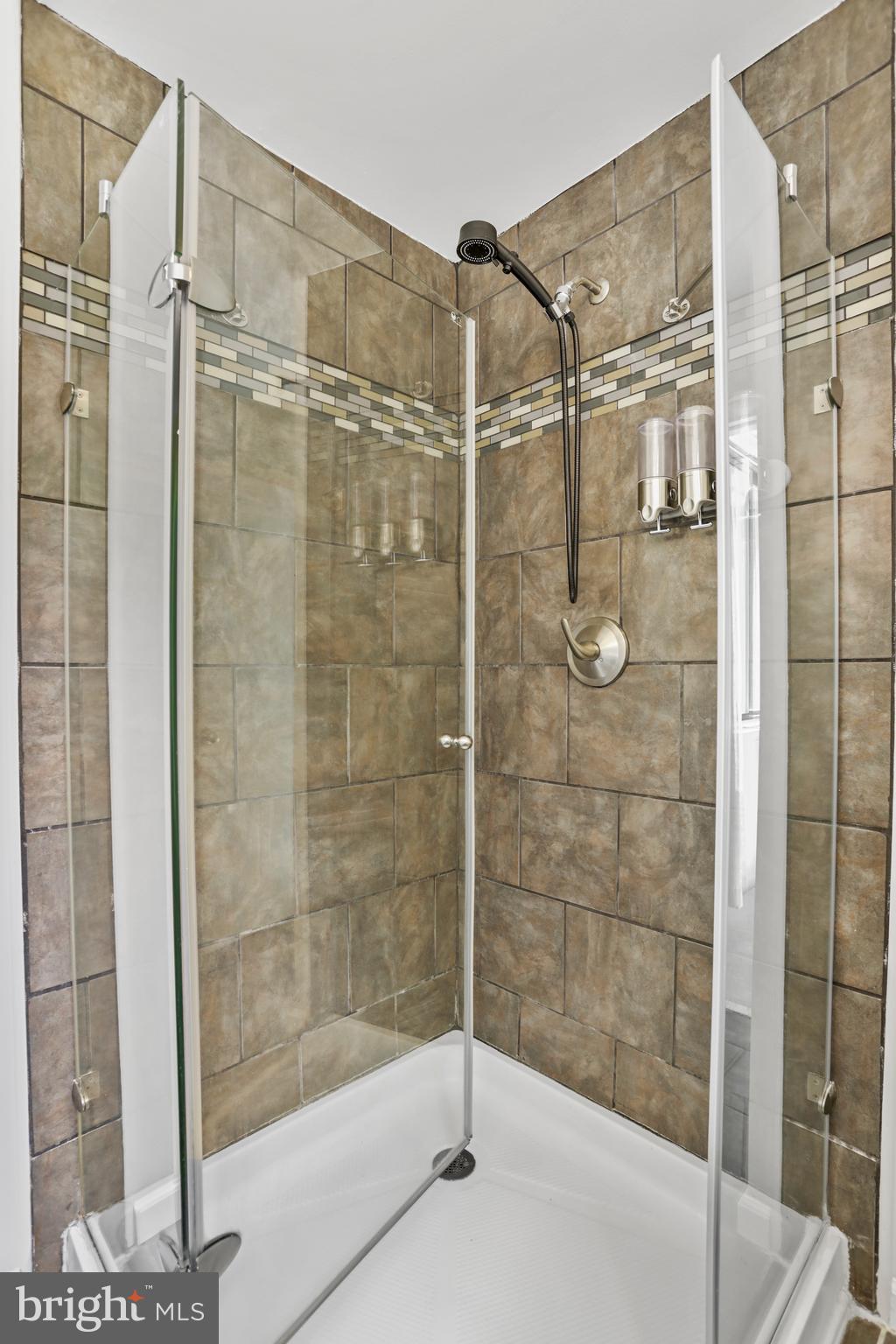 11170 Forest Edge Dr