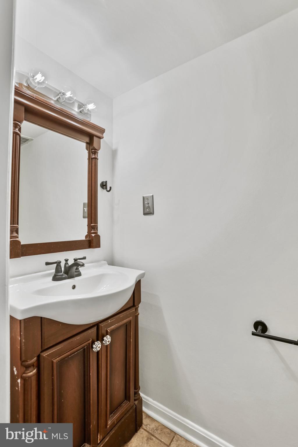 11170 Forest Edge Dr