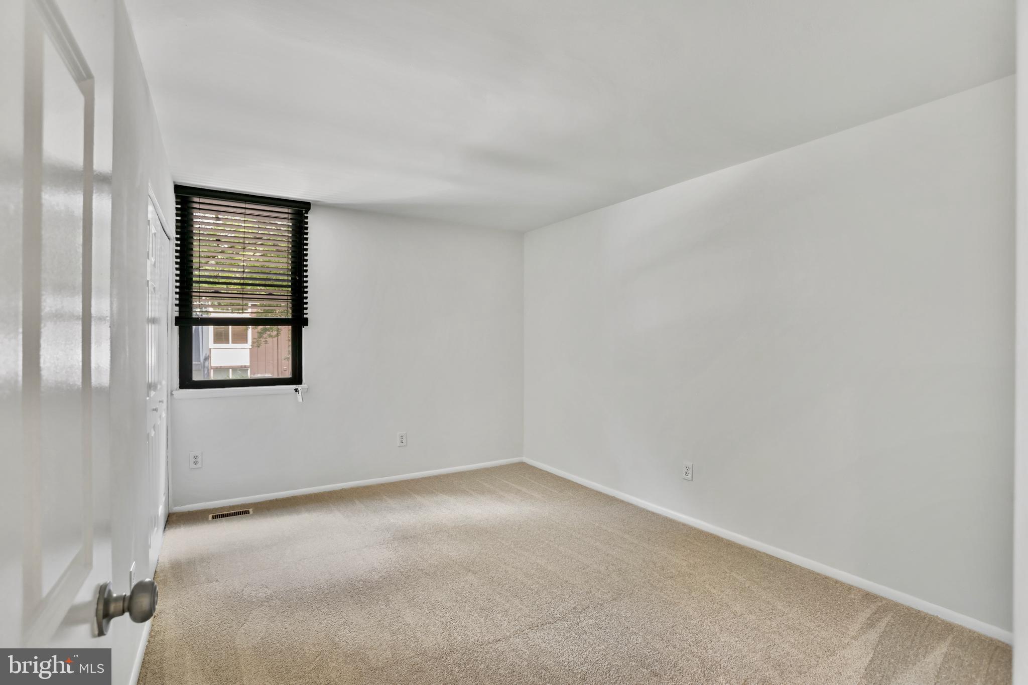 11170 Forest Edge Dr