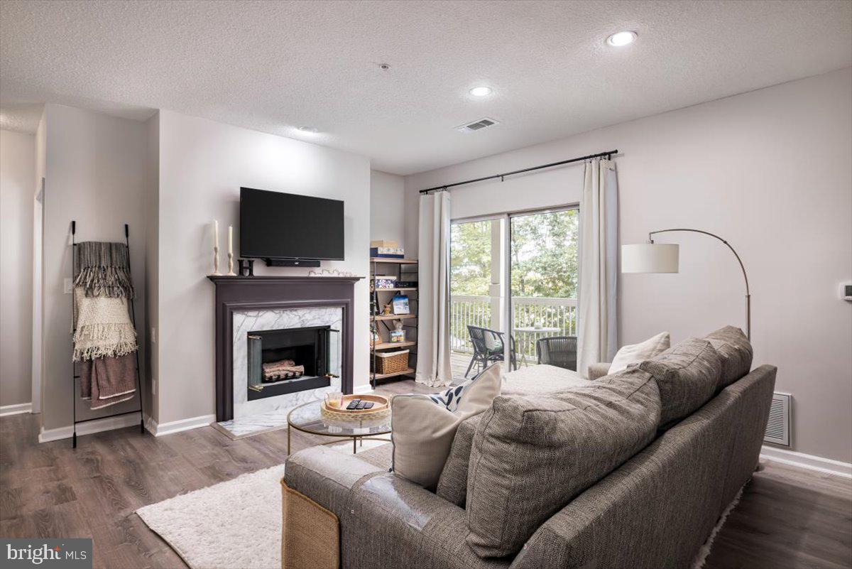 1700 Lake Shore Crest Dr #24