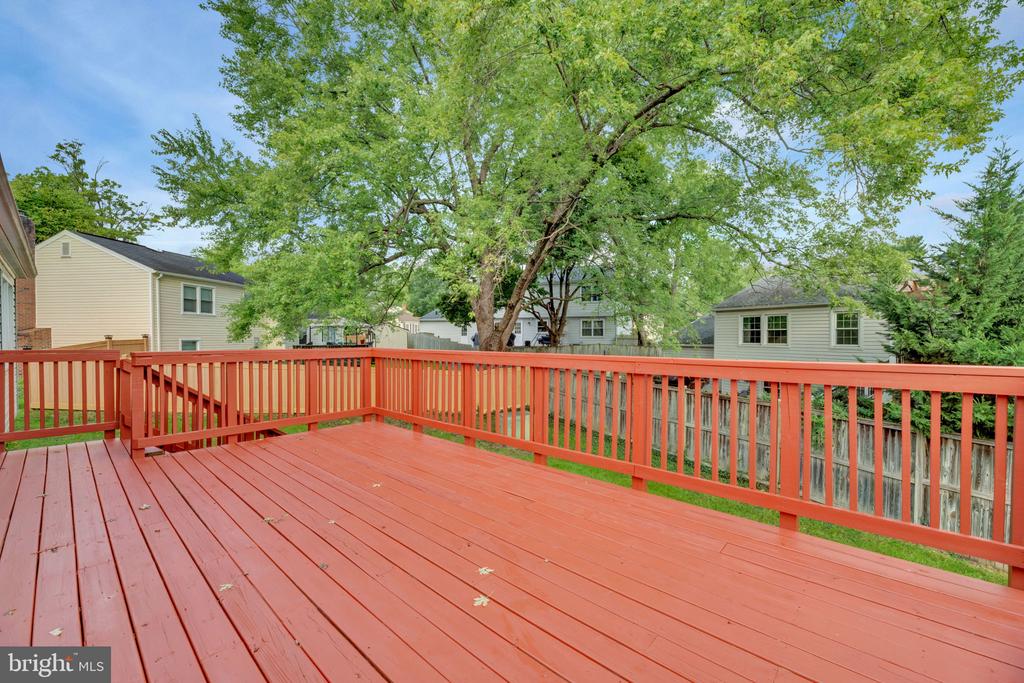 1010 Merlins Ct