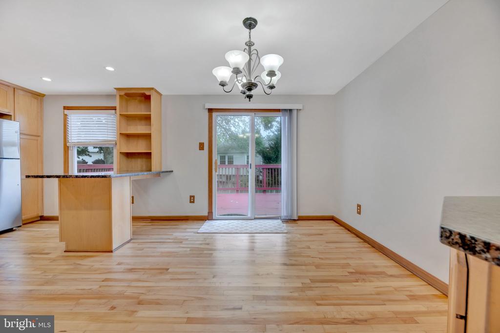 1010 Merlins Ct
