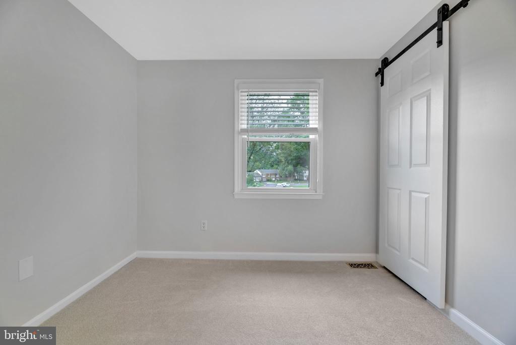 1010 Merlins Ct