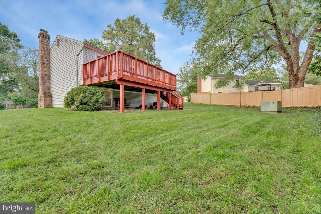 1010 Merlins Ct