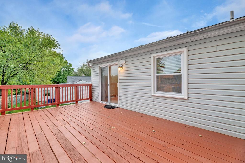 1010 Merlins Ct