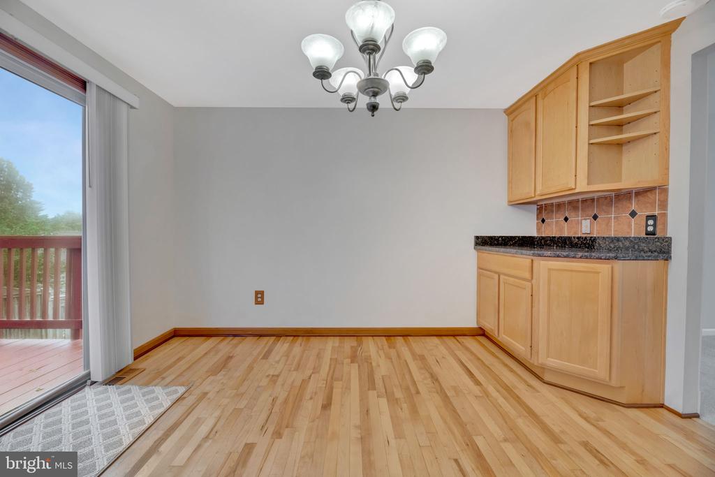1010 Merlins Ct