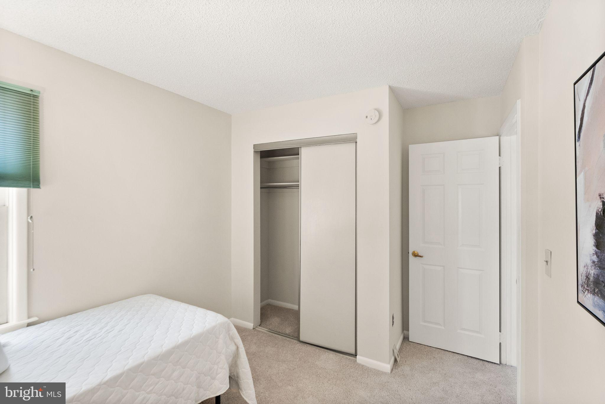 1443 Newport Spring Ct