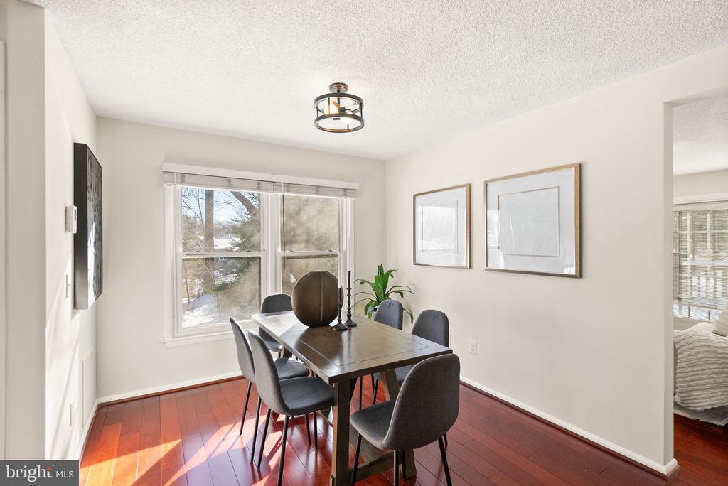 1443 Newport Spring Ct