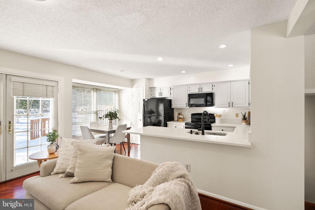 1443 Newport Spring Ct